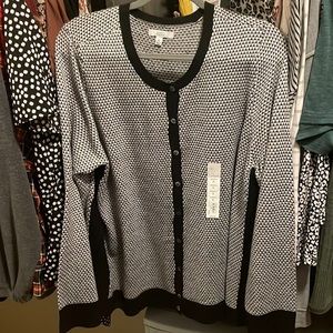 BNWT button down sweater/cardigan
